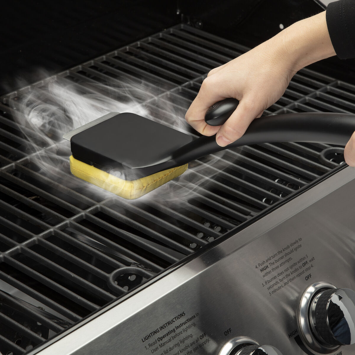 Cuisinart Grill Renew Steam Cleaner Brush - Image 5