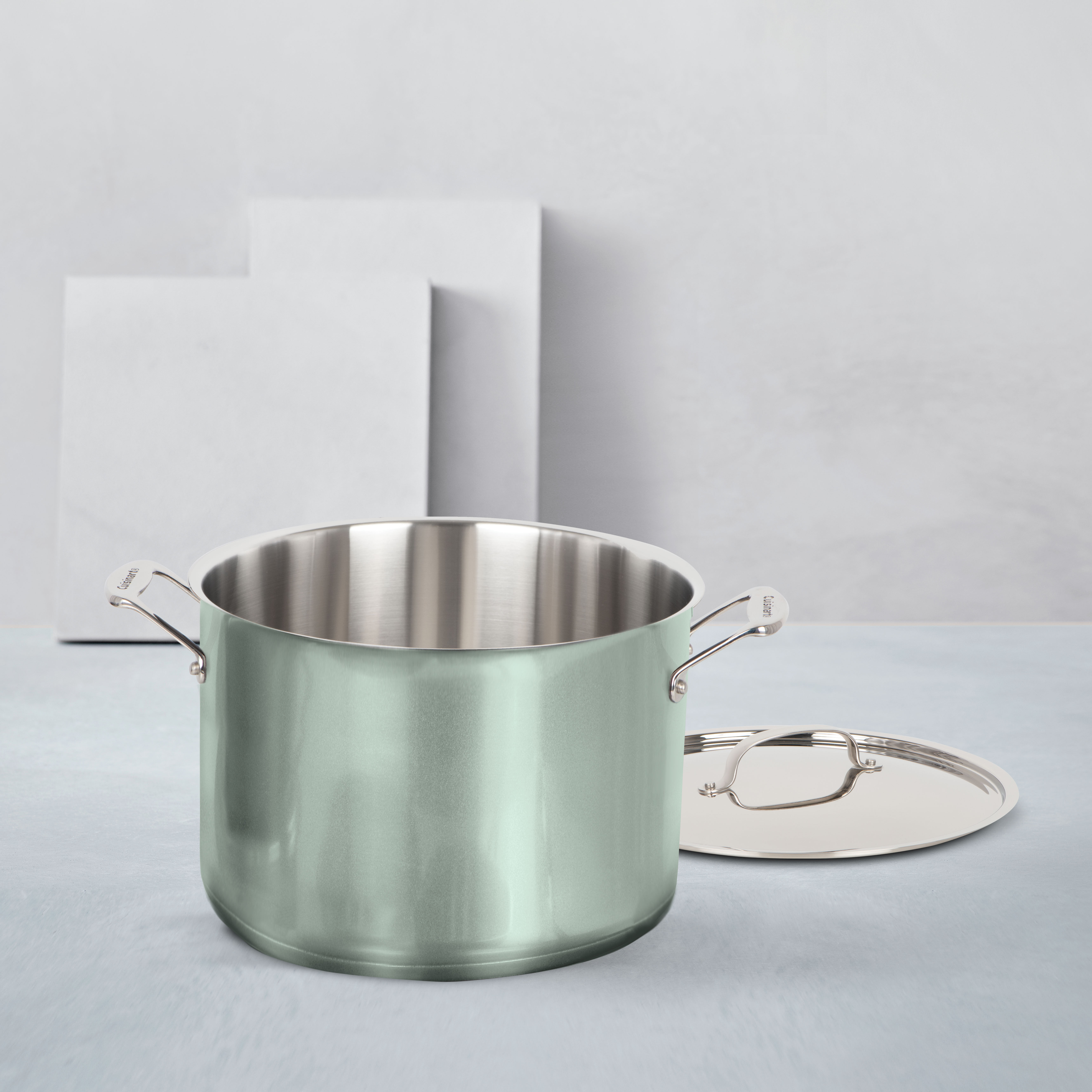 Light Pistachio – 12 Qt. Stockpot with Cover